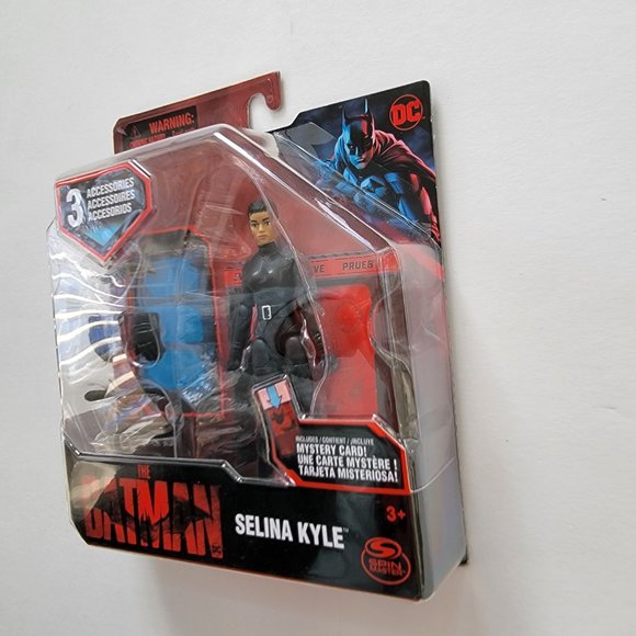 Lot of 3 The Batman figures w/ 3 acc each: The Penguin, Selina Kyle, The Batman - Picture 8 of 12